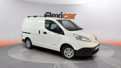 Usado Nissan e-NV200 80 kW (109 CV) 2020 Blanco Monovolumen