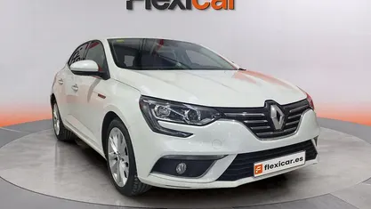 Usado 2018 Renault Mégane IV Zen Berlina | 11.990 € (Buen precio)