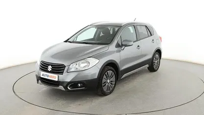 Usado Suzuki SX4 120 CV (88 kW) 2014 Gris SUV