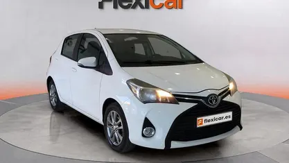 Usado 2017 Toyota Yaris Active Utilitario | 8990 € (Super precio)