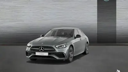 Usado Mercedes C200 AMG line 163 CV (119 kW) 2025 Gris / plateado Berlina