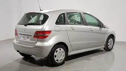 Usado Mercedes B170 117 CV (86 kW) 2005 Monovolumen
