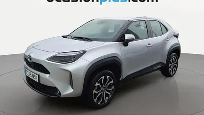 Gris Usado 2024 Toyota Yaris Cross Active SUV | 21.546 € (Buen precio)
