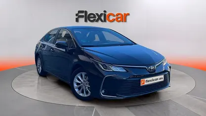 Usado Toyota Corolla Active 140 CV (102 kW) 2023 Negro Berlina