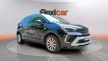 Usado Opel Crossland Business Elegance 120 CV (88 kW) 2020 Negro SUV