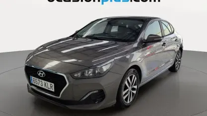 Usado Hyundai i30 120 CV (88 kW) 2018 Gris Utilitario