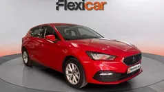 Rojo Usado 2022 Seat Leon Style Berlina | 15.490 € (Precio justo)
