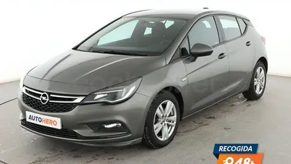 Usado Opel Astra Excellence 125 CV (91 kW) 2018 Berlina