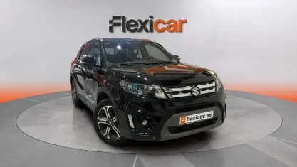 Usado Suzuki Vitara GLX 120 CV (88 kW) 2017 Negro SUV