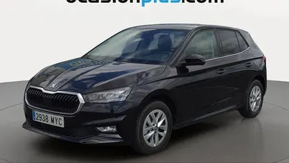 Usado Skoda Fabia Selection 116 CV (85 kW) 2025 Negro Utilitario