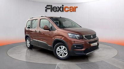Begagnad Peugeot Rifter Allure 131 HK (96 kW) 2019 Brun Minibuss