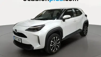 Usado Toyota Yaris Cross Active 116 CV (85 kW) 2023 Blanco SUV