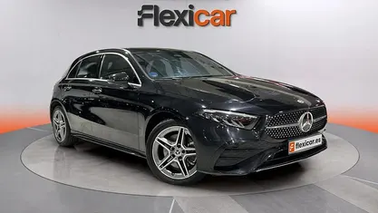 Usado Mercedes A250 220 CV (161 kW) 2023 Negro Berlina