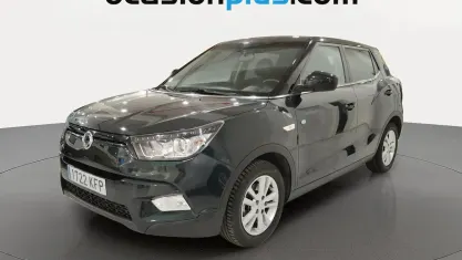 Usado SsangYong Tivoli 116 CV (85 kW) 2017 Negro SUV