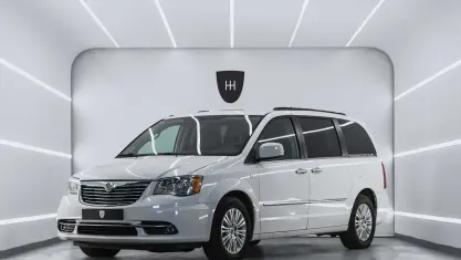 Usado Lancia Voyager Gold 163 CV (119 kW) 2012 Blanco Monovolumen