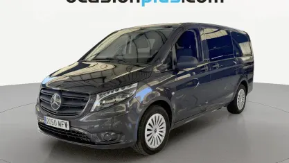 Usado Mercedes Vito 163 HP (119 kW) 2023 Cinzento Van