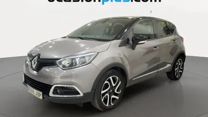 Usado Renault Captur Zen 120 HP (88 kW) 2014 Cinzento SUV