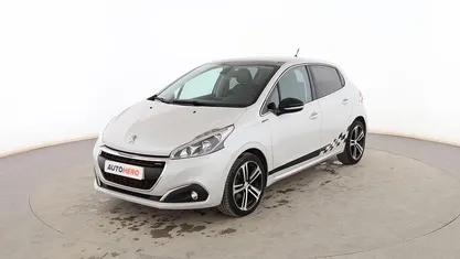 Usado Peugeot 208 GT-line 110 CV (80 kW) 2016 Utilitario