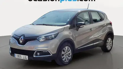 Usado Renault Captur Intens 120 CV (88 kW) 2015 Beige SUV