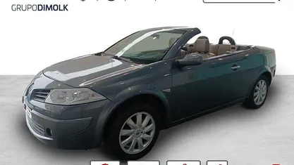 Usado Renault Mégane Cabriolet Dynamique 111 CV (81 kW) 2007 Gris Descapotable