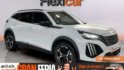 Usado Peugeot 2008 Allure 102 CV (75 kW) 2023 Blanco SUV