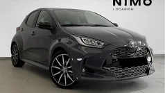 Gris trueno Usado 2025 Toyota Yaris Hybrid Sport Berlina | 23.490 € (Precio justo)