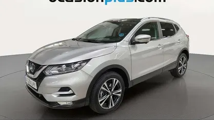 Usado Nissan Qashqai N-Connecta 140 CV (102 kW) 2020 Gris plata SUV