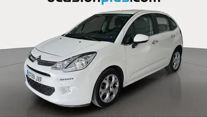 Blanco Usado 2017 Citroën C3 Feel Utilitario | 7584 € (Buen precio)