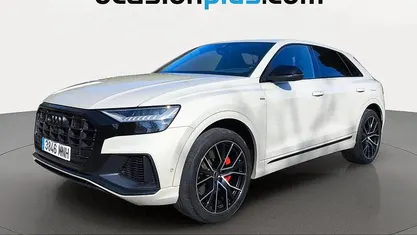 Usado Audi Q8 S-Line 462 CV (339 kW) 2024 Beige SUV