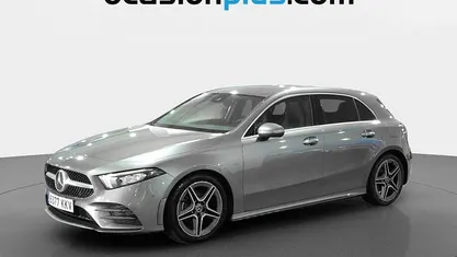 Gris Usado 2018 Mercedes A180 AMG Utilitario | 21.319 € (Buen precio)