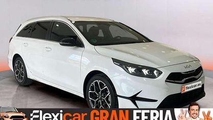 Begagnad Kia Ceed Style 101 HK (74 kW) 2025 Vit Halvkombi