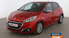 Usado 2019 Peugeot 208 Signature Sky Utilitario | 9099 € (Buen precio)