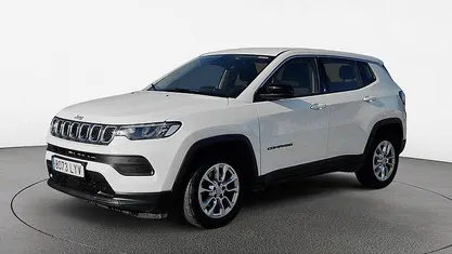 Usado Jeep Compass Longitude 131 CV (96 kW) 2022 Blanco SUV