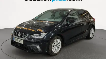 Usado Seat Ibiza FR 115 CV (84 kW) 2024 Negro Utilitario