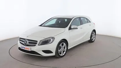 Blanco Usado 2013 Mercedes A200 Urban Utilitario | 14.799 € (Precio justo)