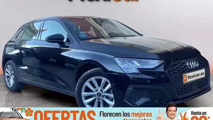 Usado Audi A3 116 CV (85 kW) 2021 Gris Berlina