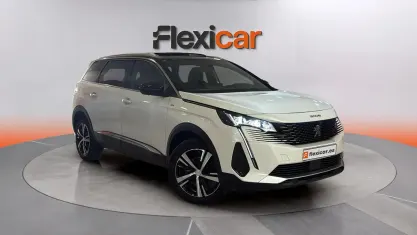 Usado Peugeot 5008 GT 131 CV (96 kW) 2022 Blanco SUV