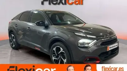 Usado Citroën C4 Feel 131 CV (96 kW) 2023 Amarillo SUV