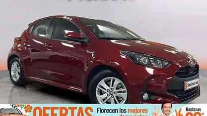 Usado Toyota Yaris Hybrid Active 116 CV (85 kW) 2021 Utilitario