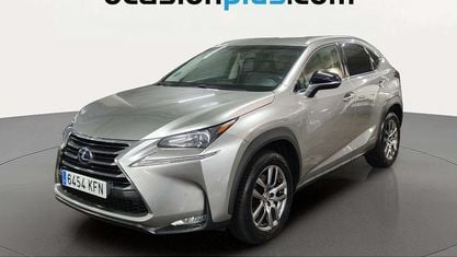 Usado Lexus NX300h Executive Line 197 CV (144 kW) 2017 Gris plata SUV