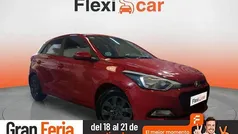 Rojo Usado 2018 Hyundai i20 Berlina | 7990 € (Super precio)