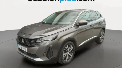 Usado Peugeot 3008 Allure 130 CV (95 kW) 2021 Gris SUV