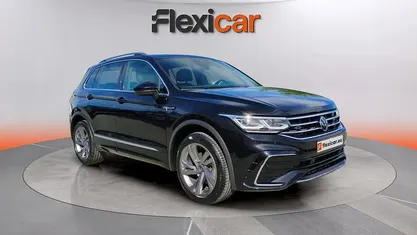 Usado VW Tiguan R-line 150 CV (110 kW) 2023 Negro SUV