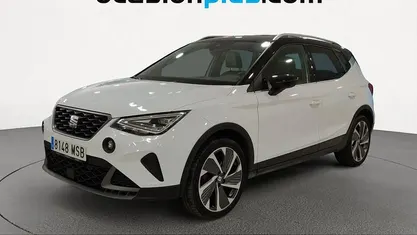 Usado Seat Arona FR 150 CV (110 kW) 2024 Blanco SUV