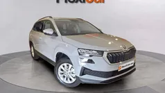Gris Usado 2023 Skoda Karoq Ambition SUV | 18.990 € (Buen precio)