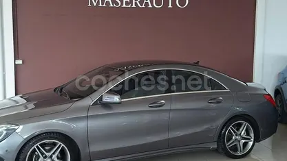 Usado Mercedes CLA200 AMG line 136 CV (100 kW) 2016 Gris / plata Berlina