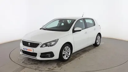 Usado Peugeot 308 Active 114 CV (83 kW) 2020 Blanco Berlina