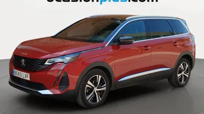 Usado Peugeot 5008 GT 131 CV (96 kW) 2021 Rojo SUV