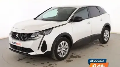 Usado Peugeot 3008 Active 131 CV (96 kW) 2022 Blanco SUV