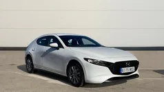 Blanco Usado 2024 Mazda 3 Prime-Line Berlina | 23.490 € (Precio justo)